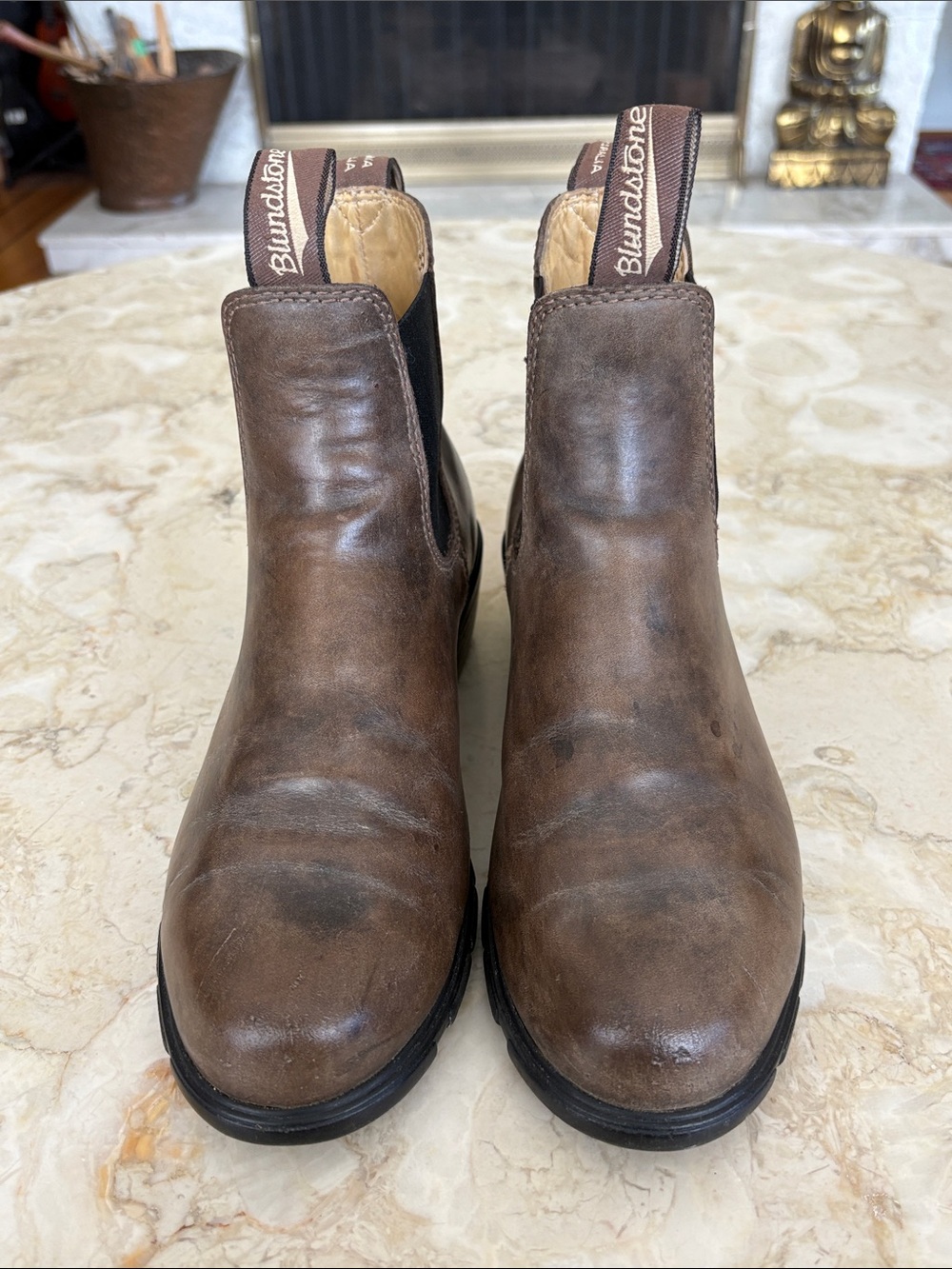 Blundstone 1677 - Women’s Series Block Heel Chelsea Boots Rustic Brown Leather - Picture 4 of 16